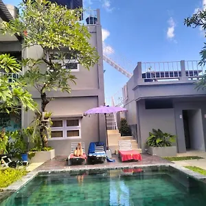  Hostal The Island Bali