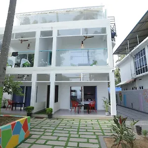  Hotel Sky Frame India