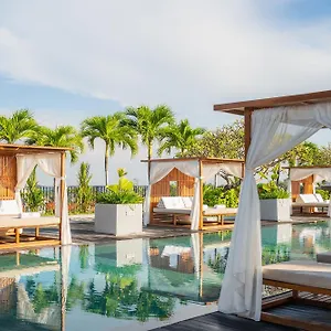 Otel Cross Paasha Bali